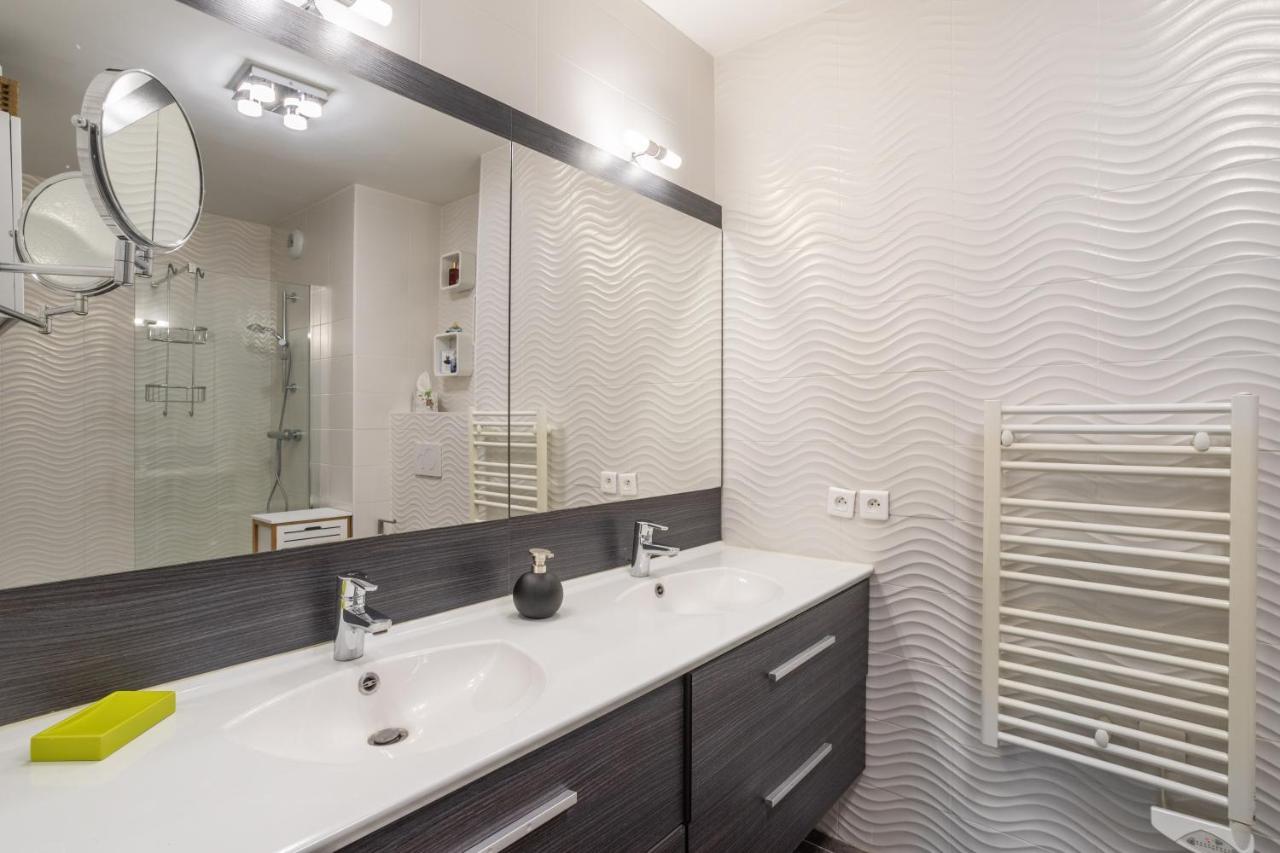 Illanka - Appartement 3 Chambres Avec Parking Et Terrasse Proche Gare Rennes Luaran gambar